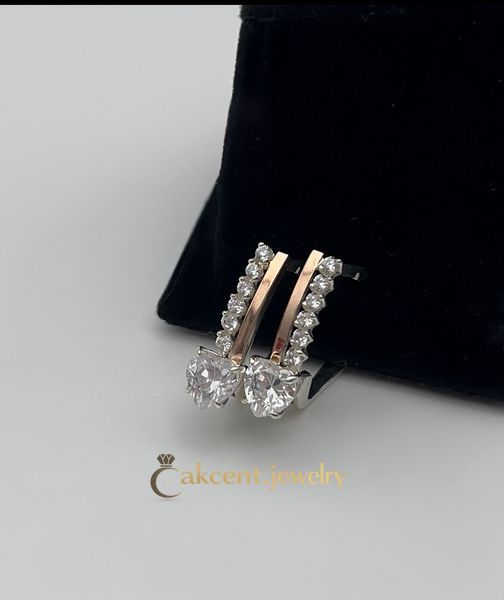 Серьги серебряные с золотыми пластинами и крупными цирконами 311с-Н фото
